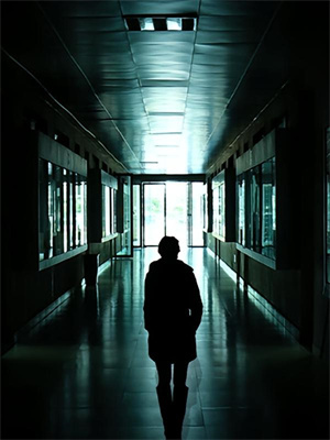 殺敵爆屬性，從參軍開始速成武神免費版